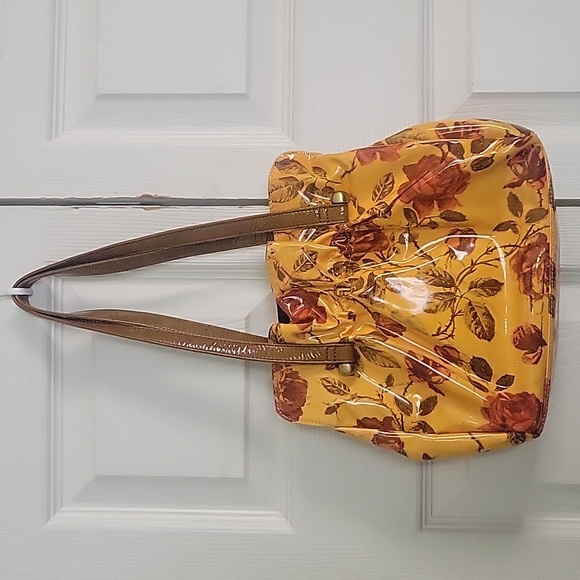 Cynthia Rowley Vintage Floral Handbag - Picture 4 of 13